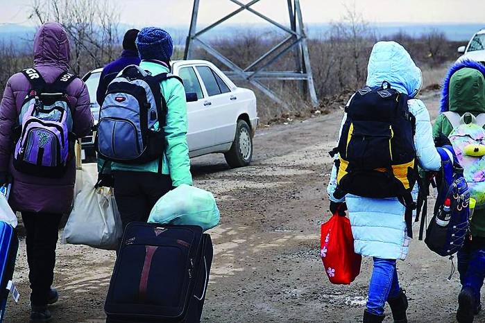 La ONU reporta que la mortalidad femenina en zonas de conflicto se duplicó en el último año, al alcanzar el 40 % de todas las muertes en guerras. La ONU reporta que la mortalidad femenina en zonas de conflicto se duplicó en el último año, al alcanzar el 40 % de todas las muertes en guerras.