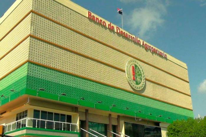 El BDA se convertirá en un Instituto de Fomento Agropecuario, operando bajo el Banconal. El BDA se convertirá en un Instituto de Fomento Agropecuario, operando bajo el Banconal.