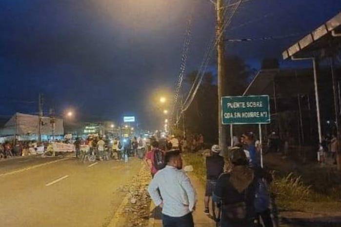 Smith tiene que comparecer porque existe una denuncia penal por las afectaciones causadas por los bloqueos de calles. Smith tiene que comparecer porque existe una denuncia penal por las afectaciones causadas por los bloqueos de calles.