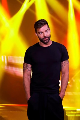 El artista puertorriqueño arranca su nueva gira mundial Movimiento Tour, en su natal Puerto Rico. El artista puertorriqueño arranca su nueva gira mundial Movimiento Tour, en su natal Puerto Rico.