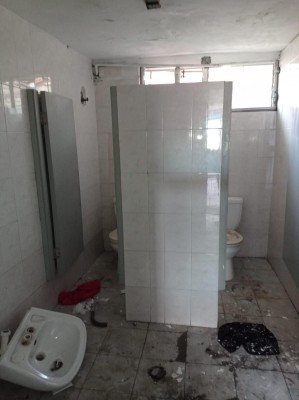 Los afectados exigieron la intervención del Municipio de Panamá para encontrarle solución a esta problemática. Los afectados exigieron la intervención del Municipio de Panamá para encontrarle solución a esta problemática.