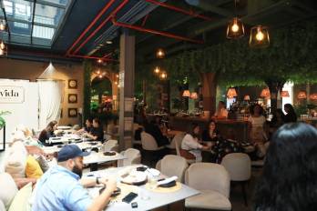 El anuncio se hizo en el restaurante Aya la Vida, ubicado en calle 12, Casco Antiguo. El anuncio se hizo en el restaurante Aya la Vida, ubicado en calle 12, Casco Antiguo.