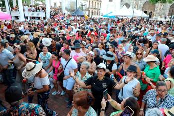 Cada último domingo del mes se ejecuta la iniciativa de ‘Casco peatonal’. Cada último domingo del mes se ejecuta la iniciativa de ‘Casco peatonal’.