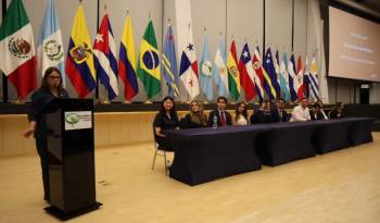 La conferencia de Hacia Democracy se realizó del 10 al 12 de marzo pasado y la ministra de Educación, Maruja Gorday participó en la inauguración.