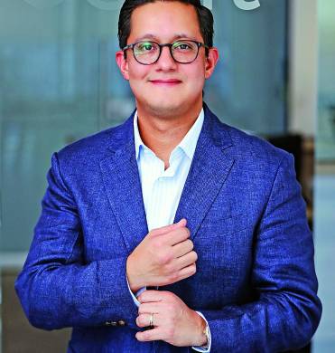 Terrientes lidera Boxit Holdings junto a un equipo internacional de profesionales, combinando diversas experiencias y conocimientos para llevar la empresa a nuevos mercados. Terrientes lidera Boxit Holdings junto a un equipo internacional de profesionales, combinando diversas experiencias y conocimientos para llevar la empresa a nuevos mercados.