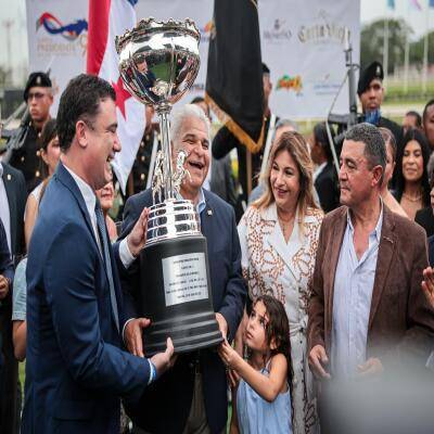 El presidente José Raúl Mulino ha asistido al Hipódromo Presidente Remón a las dos últimas versiones del Clásico Presidente. El presidente José Raúl Mulino ha asistido al Hipódromo Presidente Remón a las dos últimas versiones del Clásico Presidente.
