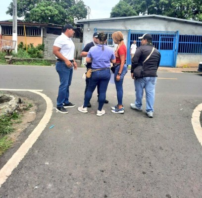 Los funcionarios del Ministerio Público verificaron videos de las cámara de vigilancia. Los funcionarios del Ministerio Público verificaron videos de las cámara de vigilancia.