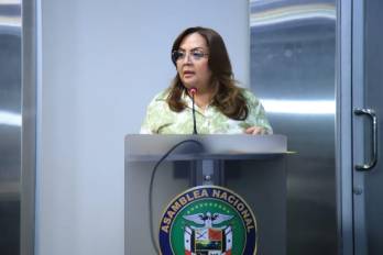 Dana Castañeda preside la Comisión de Credenciales de la Asamblea Nacional. Dana Castañeda preside la Comisión de Credenciales de la Asamblea Nacional.