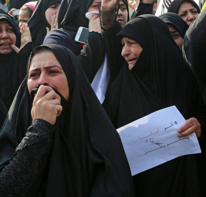 Marcha funeraria por Soleimani en Bagdad, Irak.El militar iraní mantenía una enorme popularidad en la nación persa, principalmente por su rol en la lucha contra el Estado Islámico en Siria. Marcha funeraria por Soleimani en Bagdad, Irak.El militar iraní mantenía una enorme popularidad en la nación persa, principalmente por su rol en la lucha contra el Estado Islámico en Siria.