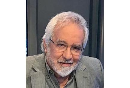 Enoch Adames. Sociólogo Es escritor y catedrático de la Universidad de Panamá. Fue coordinador académico del programa Flacso Panamá, y de investigación del Instituto de Estudios Nacionales. Enoch Adames. Sociólogo Es escritor y catedrático de la Universidad de Panamá. Fue coordinador académico del programa Flacso Panamá, y de investigación del Instituto de Estudios Nacionales.