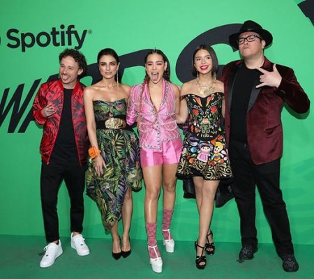 Los presentadores de la primera gala de los Spotify Awards. Los presentadores de la primera gala de los Spotify Awards.