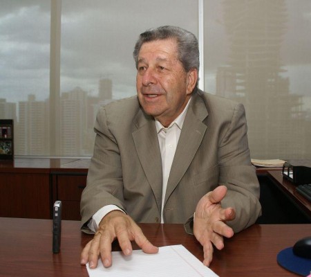 Vallarino insistió que el Partido Panameñista cuando fue Gobierno se dedicó a perseguir a los CD. Vallarino insistió que el Partido Panameñista cuando fue Gobierno se dedicó a perseguir a los CD.