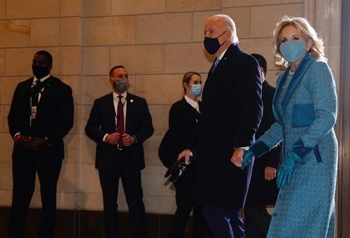 El presidente Joe Biden junto a su esposa y primera dama de Estados Unidos la dra. Jill Biden. El presidente Joe Biden junto a su esposa y primera dama de Estados Unidos la dra. Jill Biden.