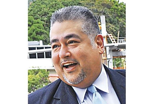 Alfonso Fraguela. Abogado Es abogado y comunicador social. Fue presidente encargado del Colegio Nacional de Abogados y vocero del Estado en el gobierno de Martín Torrjos Alfonso Fraguela. Abogado Es abogado y comunicador social. Fue presidente encargado del Colegio Nacional de Abogados y vocero del Estado en el gobierno de Martín Torrjos