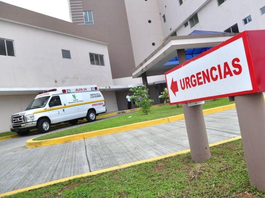 Instalaciones de un nosocomio de la Caja del Seguro Social. Instalaciones de un nosocomio de la Caja del Seguro Social.