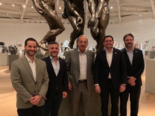 Autoridades panameñas se reunieron con más de 25 empresas mexicanas interesadas en invertir en Panamá, entre ellos el magnate Carlos Slim (c). Autoridades panameñas se reunieron con más de 25 empresas mexicanas interesadas en invertir en Panamá, entre ellos el magnate Carlos Slim (c).