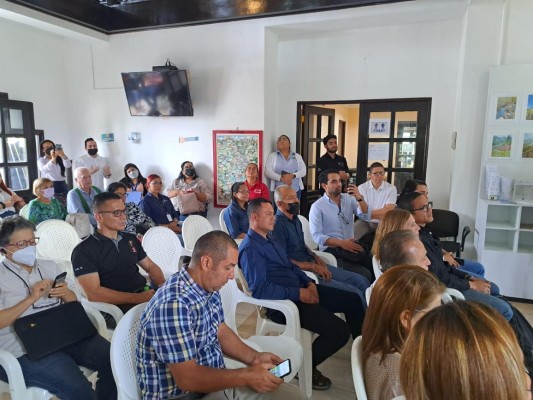 La obra beneficiará a más de 22 mil personas e indirectamente a unas 35 mil 885. La obra beneficiará a más de 22 mil personas e indirectamente a unas 35 mil 885.
