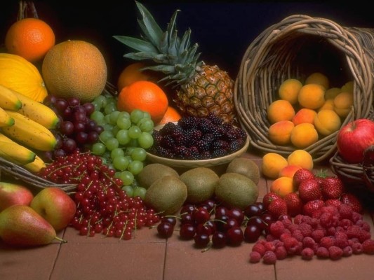 Lo que comemos y bebemos puede afectar la capacidad de nuestro cuerpo para combatir infecciones. Lo que comemos y bebemos puede afectar la capacidad de nuestro cuerpo para combatir infecciones.