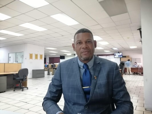 Ashburn Dixon, representante del corregimiento de Bocas del Toro. Ashburn Dixon, representante del corregimiento de Bocas del Toro.
