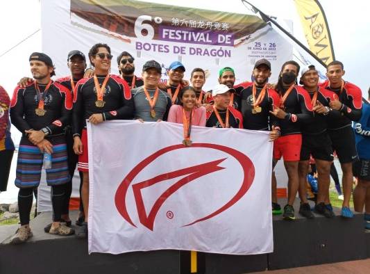 Dragon Rage en su categoría Open ganaron primer lugar en distancias de 200, 500, 1000 y 2000 metros de distancia. Dragon Rage en su categoría Open ganaron primer lugar en distancias de 200, 500, 1000 y 2000 metros de distancia.