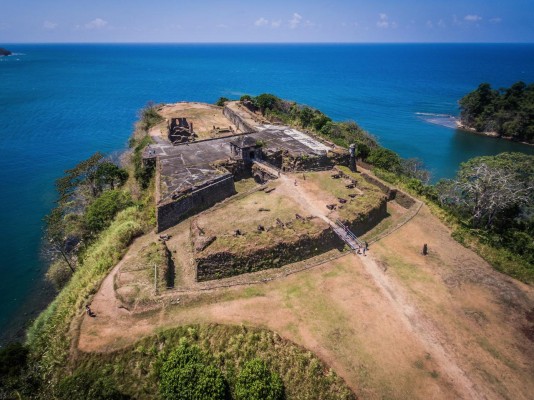 Fuerte San Lorenzo, Patrimonio histórico de la provincia de Colón en Panamá. Fuerte San Lorenzo, Patrimonio histórico de la provincia de Colón en Panamá.