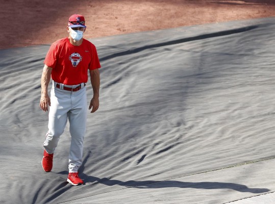 El dirigente de los Filis de Filadelfia, Joe Girardi El dirigente de los Filis de Filadelfia, Joe Girardi
