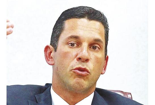 Luis Miguel Hincapié. Abogado Fue viceministro de Relaciones Exteriores durante la pasada administración. Es abogado especialista en asuntos corporativos. Luis Miguel Hincapié. Abogado Fue viceministro de Relaciones Exteriores durante la pasada administración. Es abogado especialista en asuntos corporativos.
