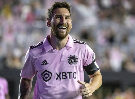 Lionel Messi de Inter Miami celebra un gol durante el partido ante Atlanta United en la Leagues Cup, en Fort Lauderdale, Florida (EE.UU.). Lionel Messi de Inter Miami celebra un gol durante el partido ante Atlanta United en la Leagues Cup, en Fort Lauderdale, Florida (EE.UU.).