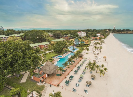 Royal Decameron Panamá es pionero en la industria hotelera panameña. Royal Decameron Panamá es pionero en la industria hotelera panameña.