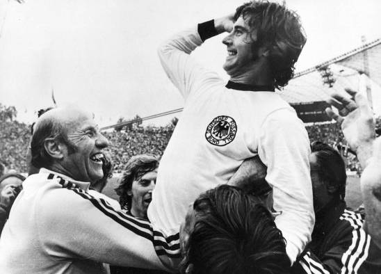Gerd Muller, el legendario delantero del Bayern Múnich y de la selección de Alemania murió el domingo, 15 de agosto a los 75 años.. Gerd Muller, el legendario delantero del Bayern Múnich y de la selección de Alemania murió el domingo, 15 de agosto a los 75 años..