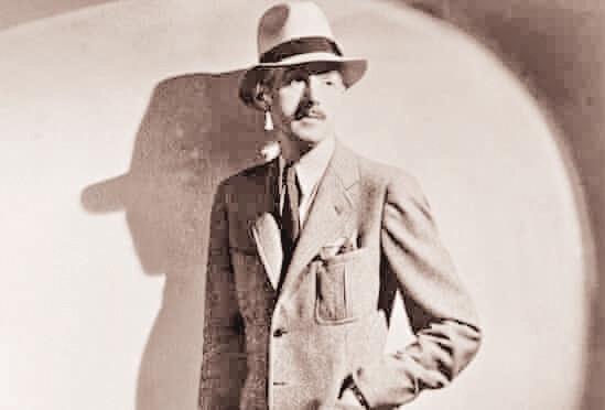 Dashiell Hammett fue un autor líder en el género de novela negra en Estados Unidos. Dashiell Hammett fue un autor líder en el género de novela negra en Estados Unidos.