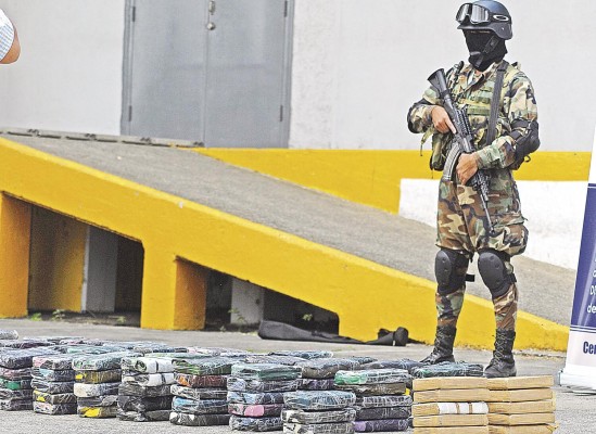 Hasta el mes de septiembre se habían decomisado más de 60 toneladas de droga. Hasta el mes de septiembre se habían decomisado más de 60 toneladas de droga.