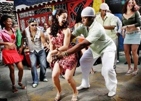 La rumba cubana, un símbolo de la cultura del país. La rumba cubana, un símbolo de la cultura del país.