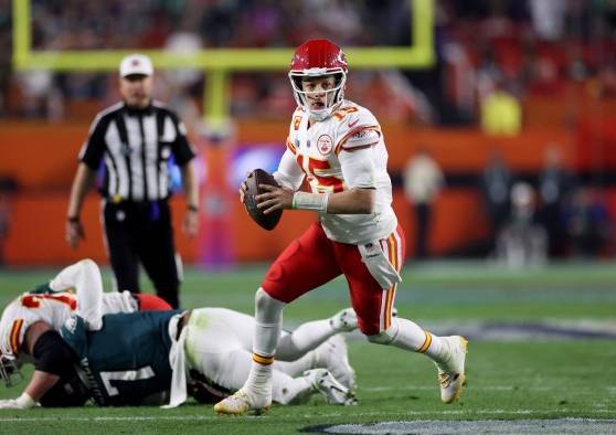 Los Chiefs conquistan de remontada el Super Bowl ante los Eagles Los Chiefs conquistan de remontada el Super Bowl ante los Eagles