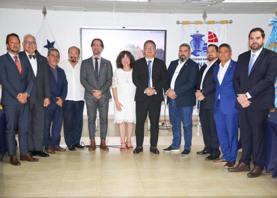 En la reunión se revisaron 188 artículos, se modificaron 70, se eliminaron 10 y se propusieron más de 12 artículos nuevos, todos aprobados de manera consensuada por la mesa de trabajo. En la reunión se revisaron 188 artículos, se modificaron 70, se eliminaron 10 y se propusieron más de 12 artículos nuevos, todos aprobados de manera consensuada por la mesa de trabajo.