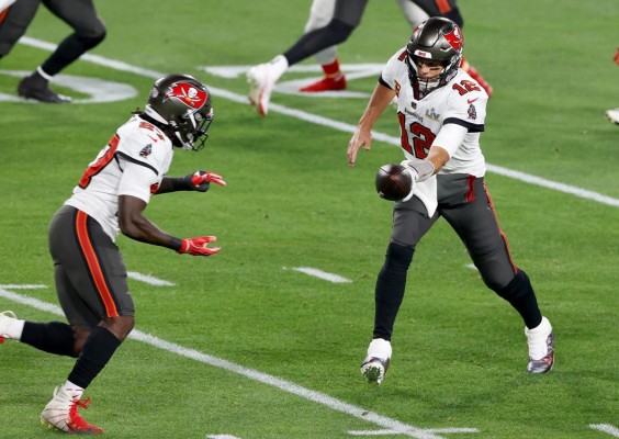El veterano quarterbacks Tom Brady, de Buccaneers. El veterano quarterbacks Tom Brady, de Buccaneers.