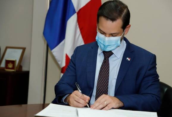 El ministro de Comercio e Industrias, Ramón Martínez. El ministro de Comercio e Industrias, Ramón Martínez.