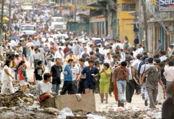 La capital de Honduras recuerda, entre lluvias, los daños del huracán Mitch en 1998 La capital de Honduras recuerda, entre lluvias, los daños del huracán Mitch en 1998