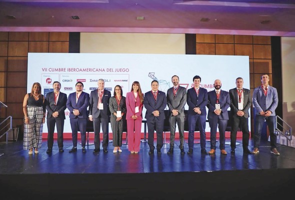 Reguladores de diferentes países se dieron cita en la séptima Cumbre Iberoamericana de Juego, que se realizó en Panamá, del 16 al 17 de mayo. Reguladores de diferentes países se dieron cita en la séptima Cumbre Iberoamericana de Juego, que se realizó en Panamá, del 16 al 17 de mayo.