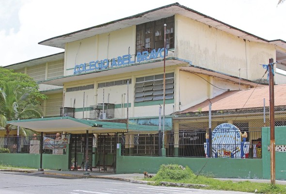 Las antiguas instalaciones del colegio Abel Bravo albergarán el Centro de Bellas Artes e Industrias Culturales. Las antiguas instalaciones del colegio Abel Bravo albergarán el Centro de Bellas Artes e Industrias Culturales.