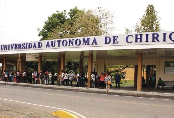 La Universidad Autónoma de Chiriquí es la tercera institución de educación superior de cinco universidades estatales en Panamá. La Universidad Autónoma de Chiriquí es la tercera institución de educación superior de cinco universidades estatales en Panamá.