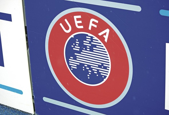 Existe, desde 2007, el Acuerdo Parcial Ampliado sobre Deportes, al que pertenecen 40 países y 29 organizaciones, como la UEFA, que se ocupa de una mejor gobernanza en el deporte. Existe, desde 2007, el Acuerdo Parcial Ampliado sobre Deportes, al que pertenecen 40 países y 29 organizaciones, como la UEFA, que se ocupa de una mejor gobernanza en el deporte.