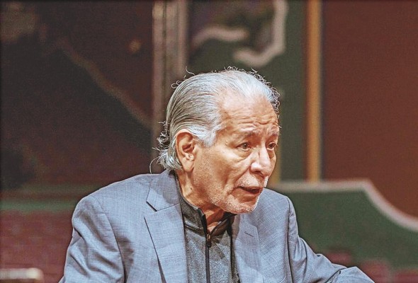 El director de la Orquesta Sinfónica Nacional, Jorge Ledezma Bradley. El director de la Orquesta Sinfónica Nacional, Jorge Ledezma Bradley.