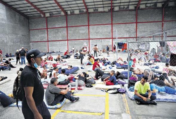 Varios cientos de venezolanos están en un albergue temporal a la espera de su regreso a su país natal. Varios cientos de venezolanos están en un albergue temporal a la espera de su regreso a su país natal.