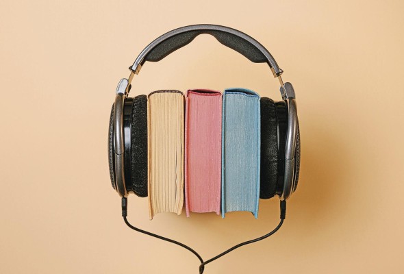 La plataforma Storytel ha producido 50 audiolibros originales en español hasta 2021. La plataforma Storytel ha producido 50 audiolibros originales en español hasta 2021.
