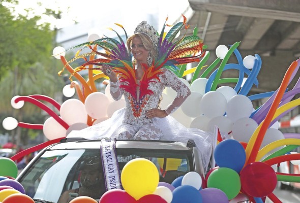 La Emperatriz de la marcha gay, Dagmar Eskenazi La Emperatriz de la marcha gay, Dagmar Eskenazi