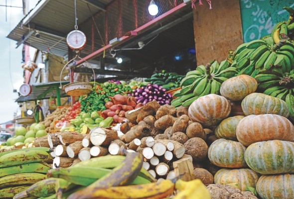 Los precios mundiales de los alimentos se dispararon casi un 33% en septiembre de 2021 en comparación con el mismo período del año anterior, según la Organización de las Naciones Unidas para la Alimentación y la Agricultura, FAO. Los precios mundiales de los alimentos se dispararon casi un 33% en septiembre de 2021 en comparación con el mismo período del año anterior, según la Organización de las Naciones Unidas para la Alimentación y la Agricultura, FAO.