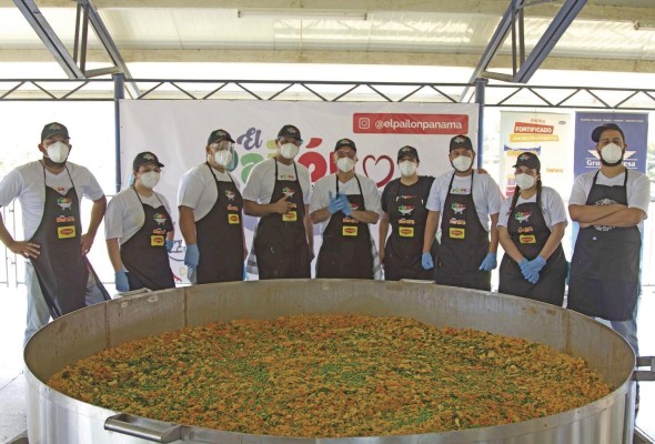 Más de 3,100 platos de arroz con pollo fueron repartidos en la primera edición realizada en febrero. Más de 3,100 platos de arroz con pollo fueron repartidos en la primera edición realizada en febrero.