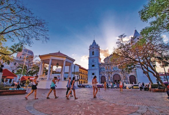 En Panamá, el Casco Viejo es ideal para recibir el año 2022 con una espectacular vista a la bahía. En Panamá, el Casco Viejo es ideal para recibir el año 2022 con una espectacular vista a la bahía.