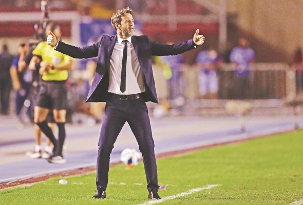 Thomas Christiansen durante un partido de la Selección de Panamá. Thomas Christiansen durante un partido de la Selección de Panamá.